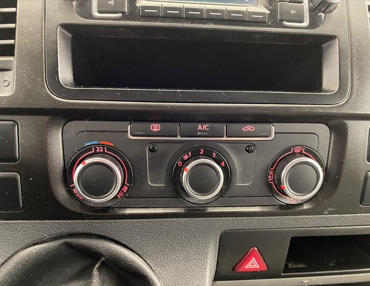 Volkswagen Transporter 12