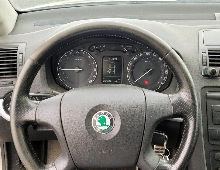 Škoda Octavia Kombi 2,0 l 103 kw