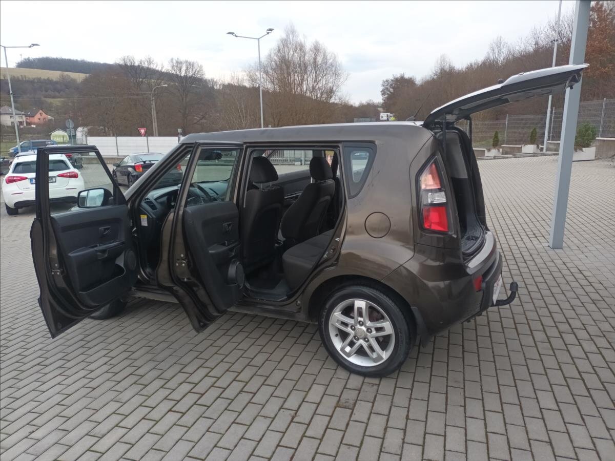 KIA Soul Hatchback 1,6 l 94 kw