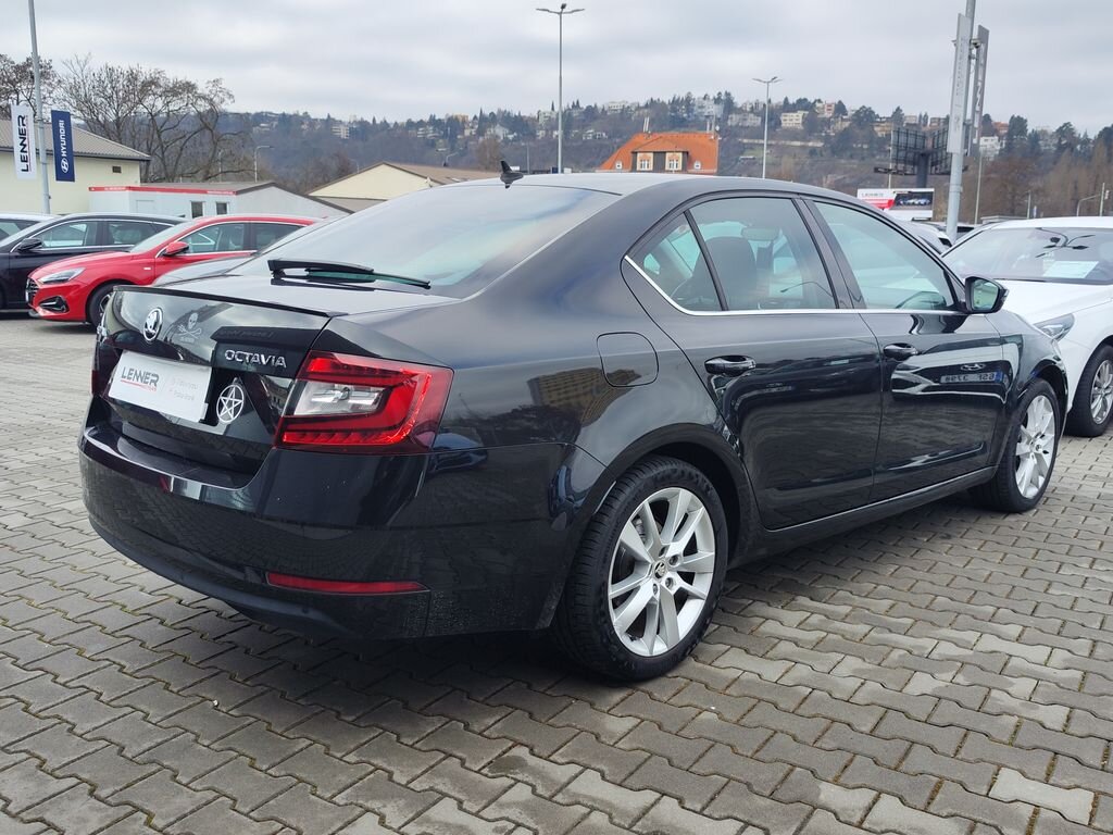 Škoda Octavia Liftback 1,8 l 132 kw