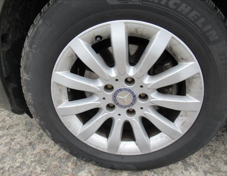 Mercedes-Benz Třídy E 23