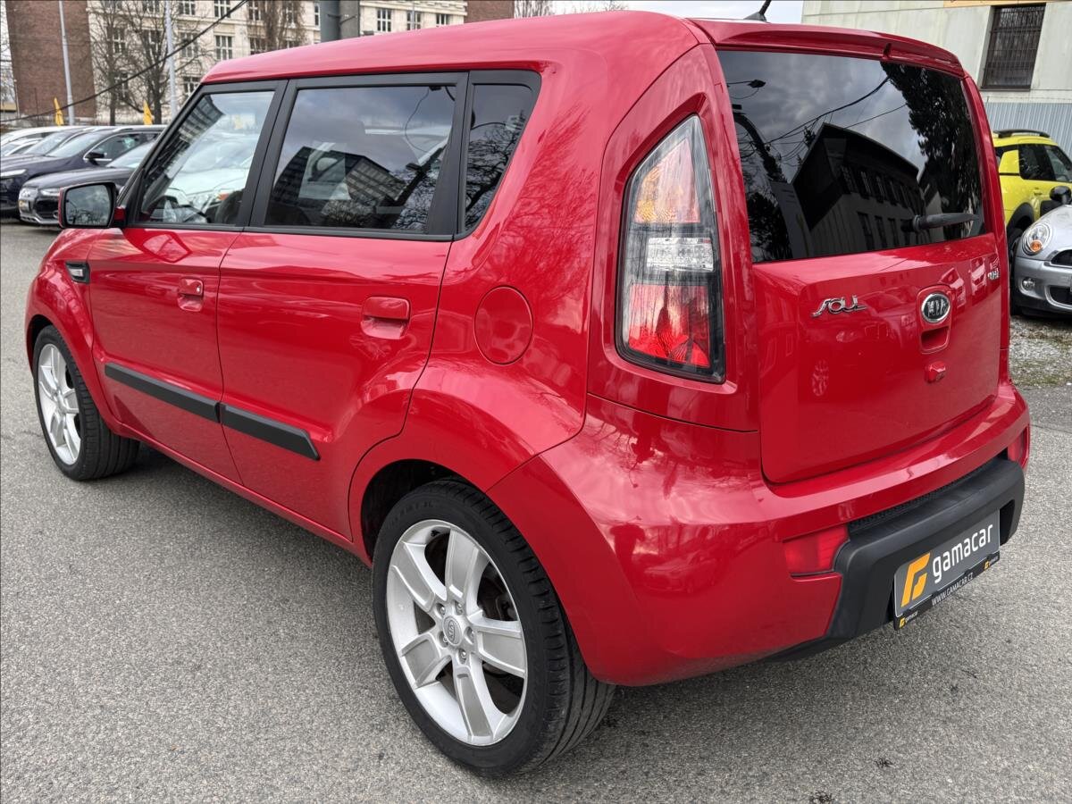 KIA Soul Hatchback 1,6 l 94 kw