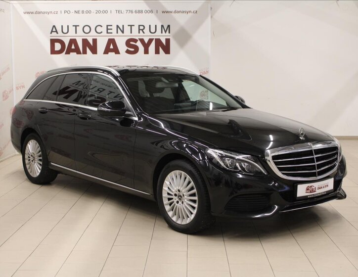 Mercedes-Benz Třídy C Kombi 2,0 l 135 kw