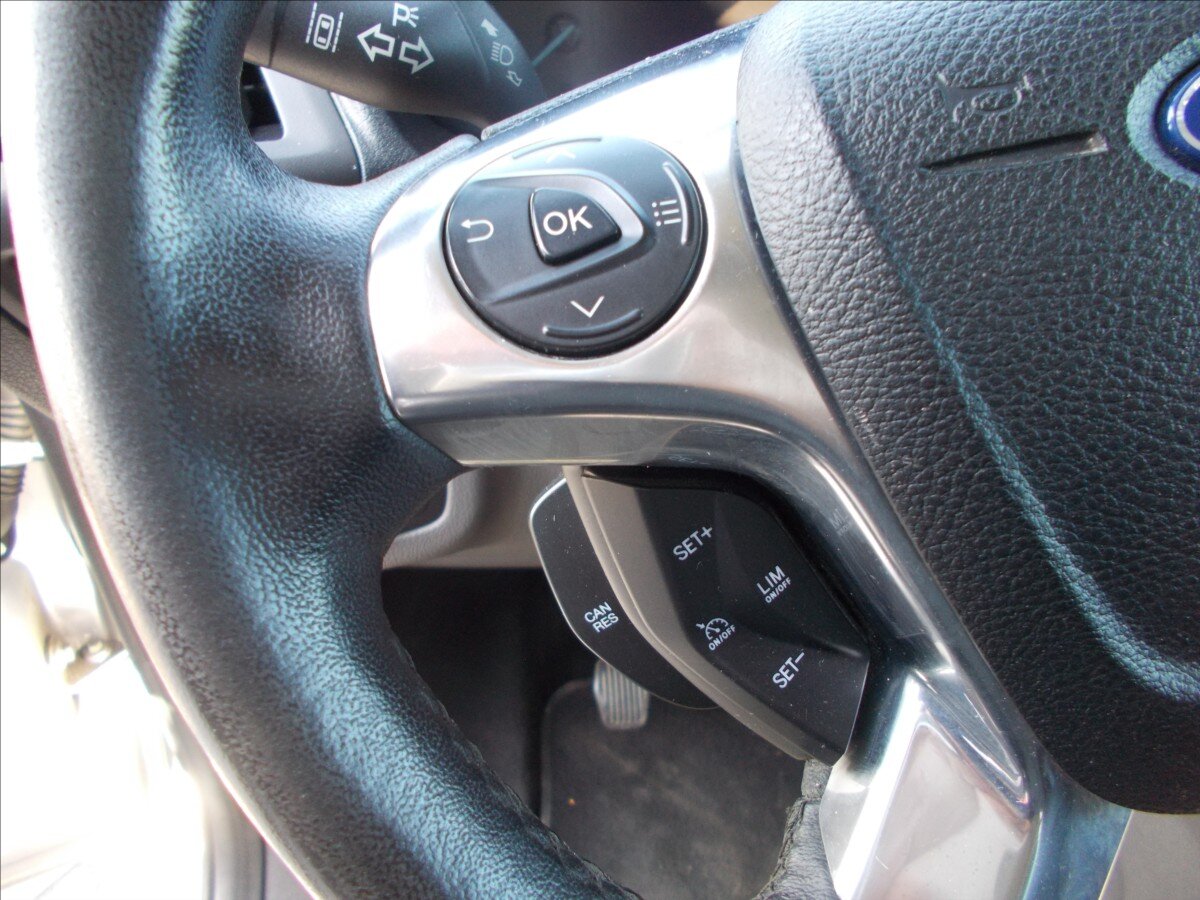 Ford Tourneo Connect MPV 1,5 l 88 kw