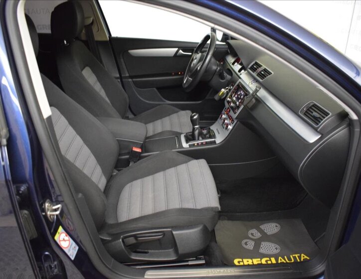 Volkswagen Passat Kombi 2,0 l 103 kw