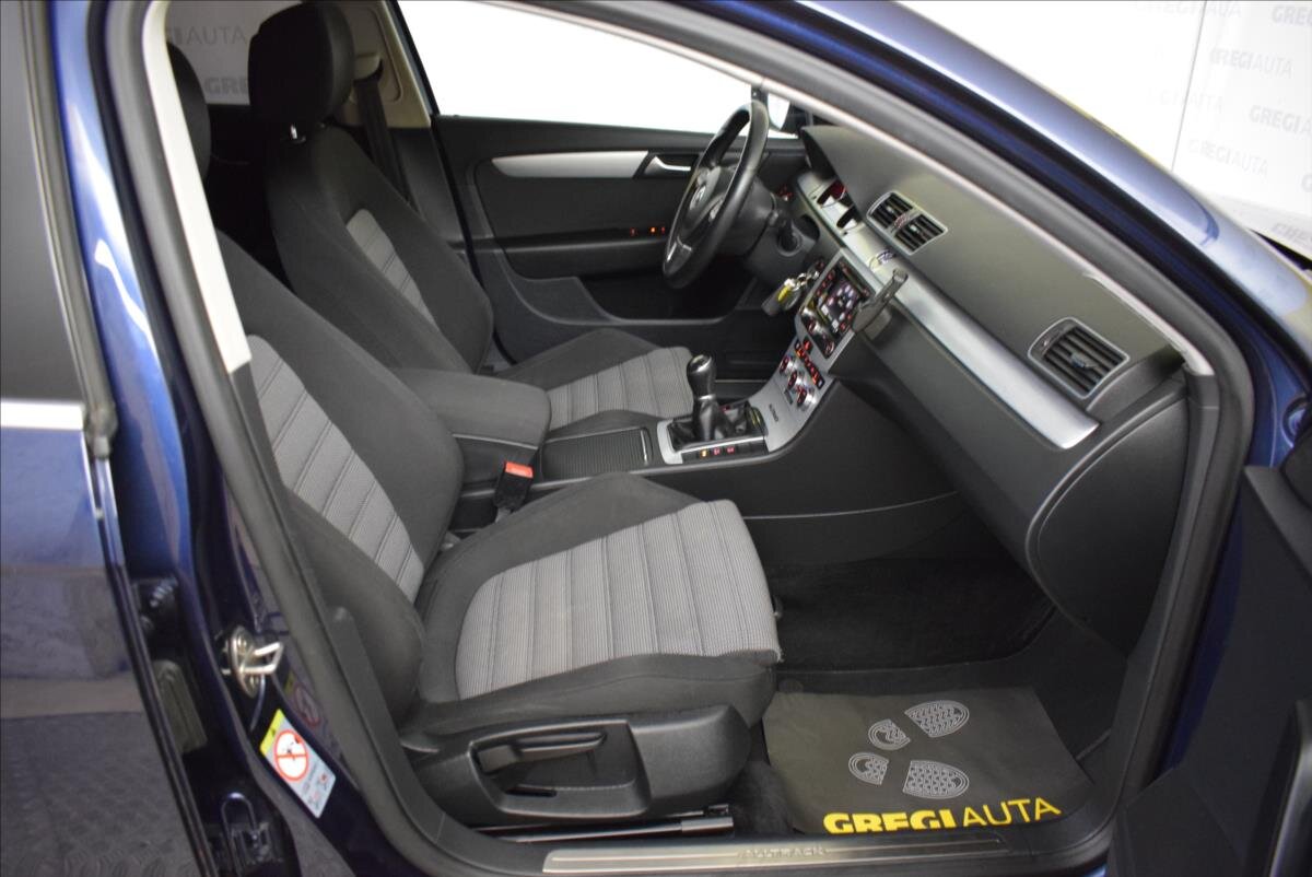 Volkswagen Passat Kombi 2,0 l 103 kw