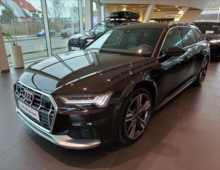 Audi A6 Allroad Kombi 3,0 l 253 kw