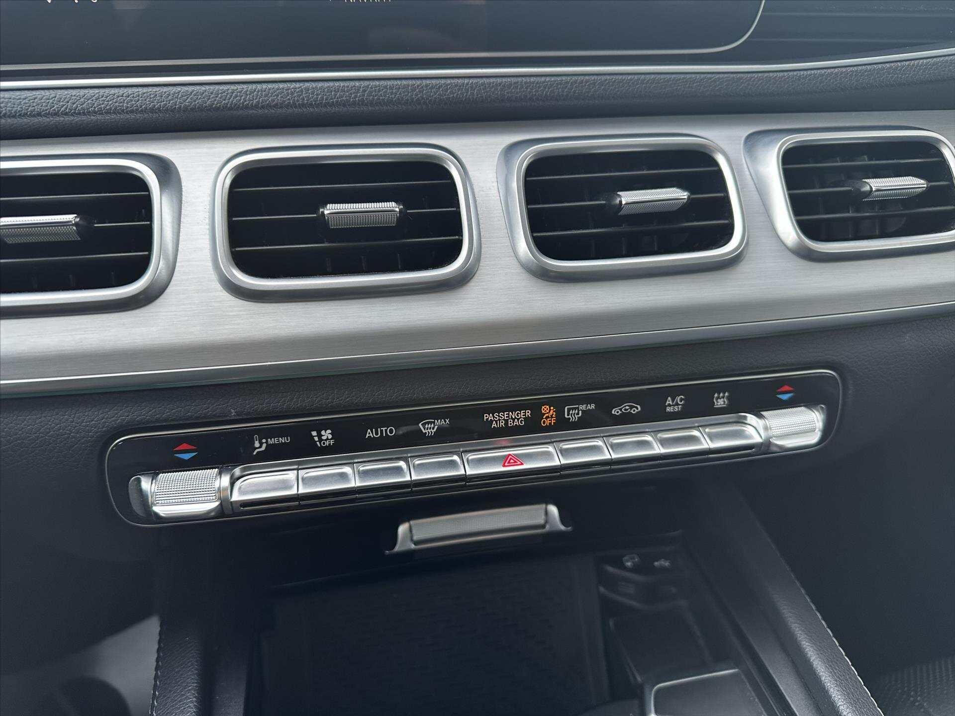 Mercedes-Benz GLE SUV 2,0 l 143 kw