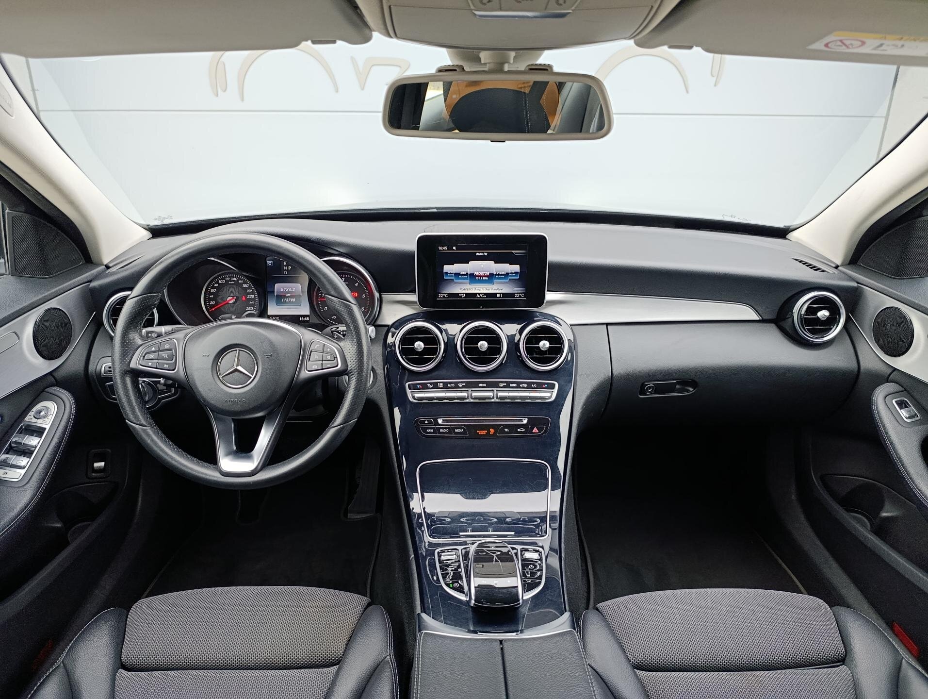 Mercedes-Benz Třídy C Sedan / Limuzína 2,1 l 125 kw