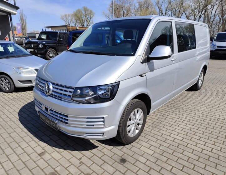 Volkswagen Transporter Kombi 2,0 l 110 kw