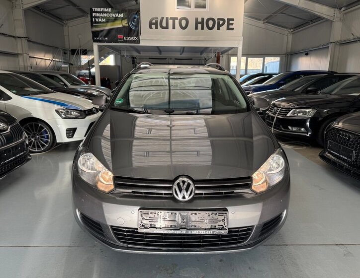 Volkswagen Golf Kombi 1,6 l 77 kw