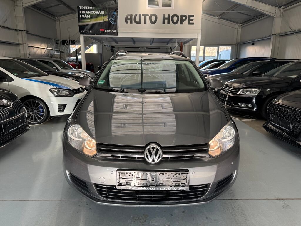 Volkswagen Golf Kombi 1,6 l 77 kw