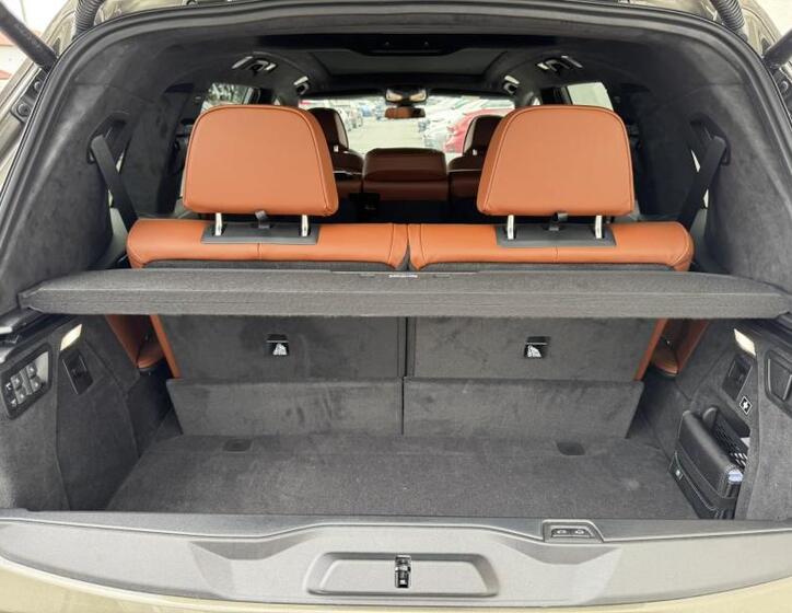 BMW X7 18