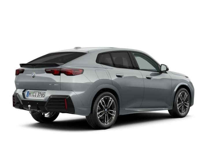 BMW X2 SUV 1,5 l 125 kw