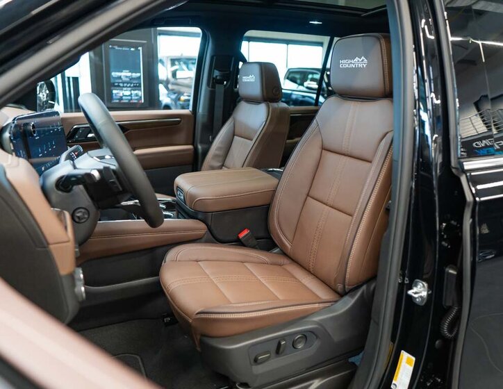 Chevrolet Tahoe SUV 6,2 l 313 kw