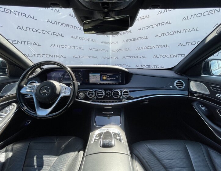 Mercedes-Benz Třídy S Sedan / Limuzína 4,0 l 345 kw