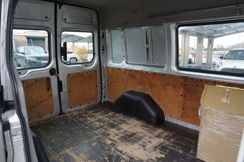 Ford Transit Skříň 2,0 l 73 kw