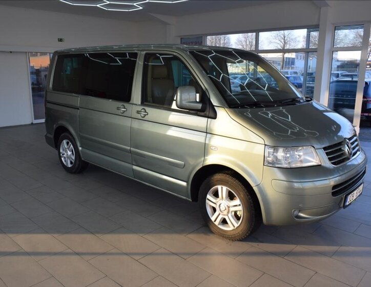 Volkswagen Multivan VAN-Minibus 2,5 l 128 kw