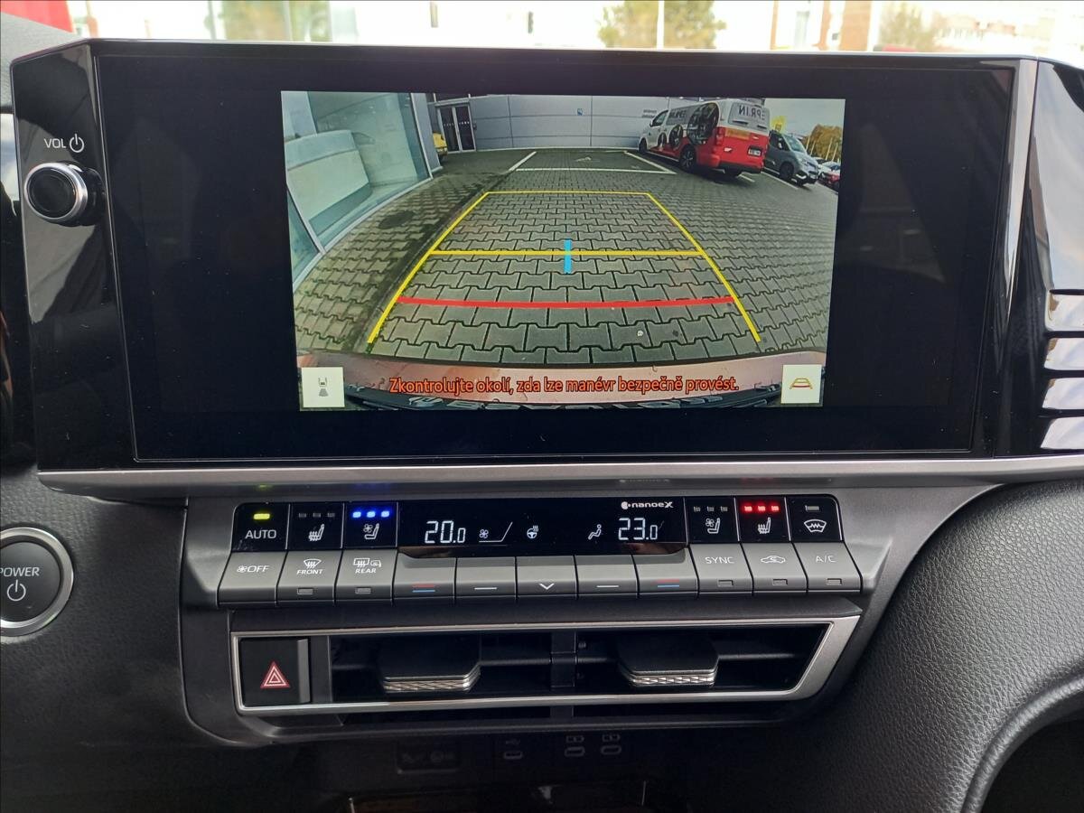 Toyota Camry Sedan / Limuzína 2,5 l 169 kw