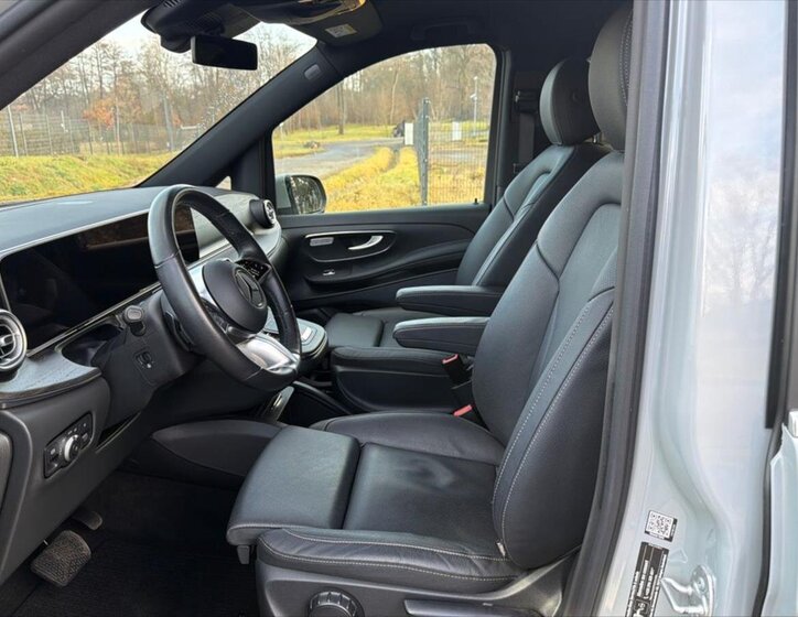 Mercedes-Benz Třídy V 11