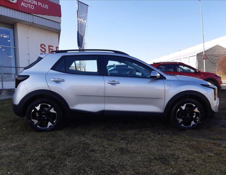 KIA Stonic SUV / Terénní 998,0 74 kw