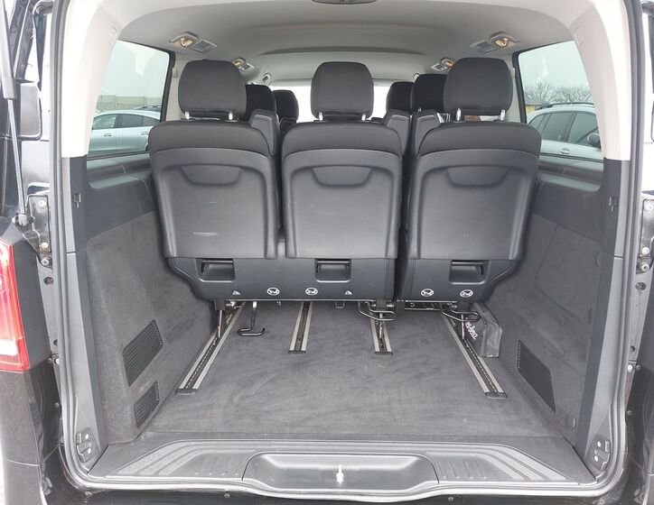 Mercedes-Benz Vito 12