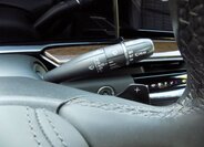 Cadillac Escalade 32