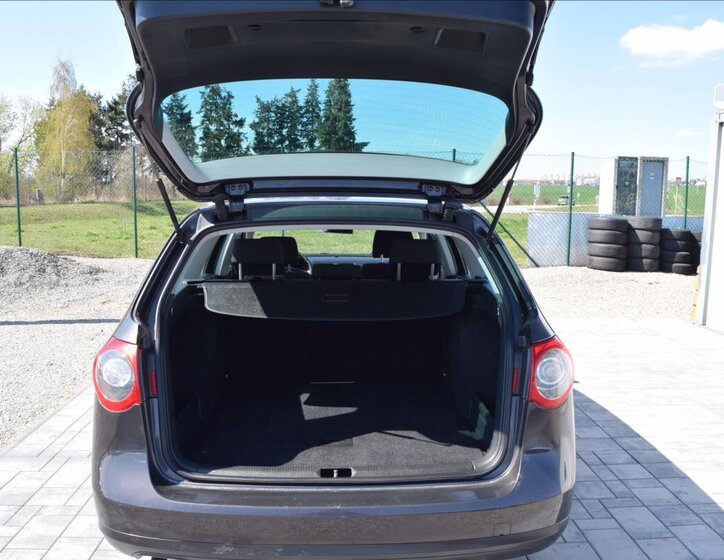 Volkswagen Passat Kombi 1,9 l 77 kw