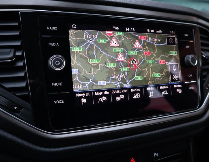 Volkswagen T-Roc CUV / Crossover 1,6 l 85 kw