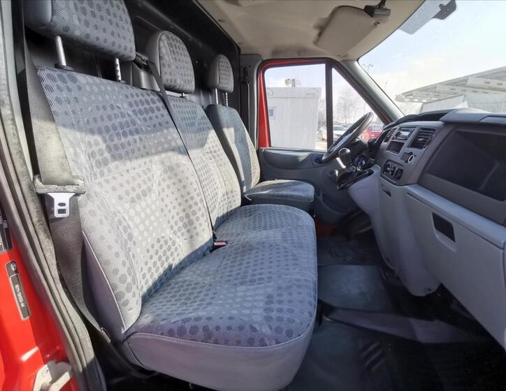 Ford Transit 7