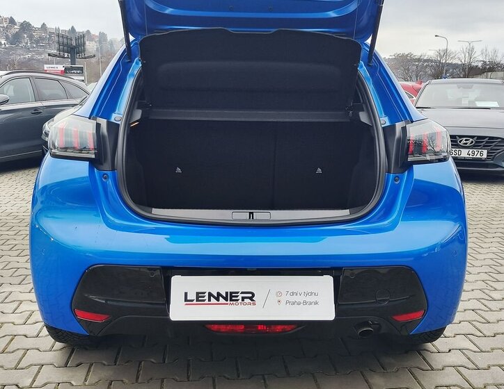 Peugeot 208 Hatchback 1,2 l 74 kw