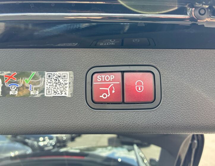 Mercedes-Benz Třídy E 28