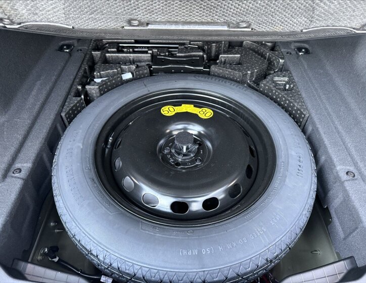 Land Rover Range Rover Velar SUV / Terénní 3,0 l 221 kw