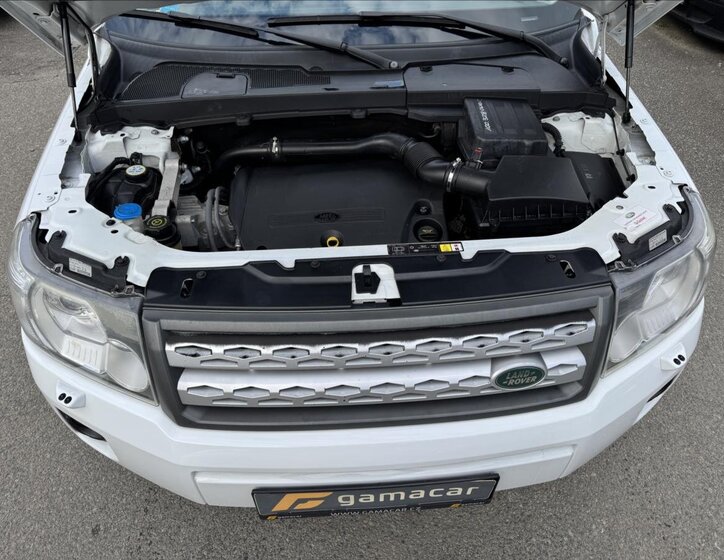 Land Rover Freelander SUV / Terénní 2,2 l 140 kw