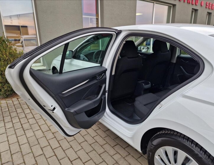 Škoda Octavia Liftback 999,0 81 kw