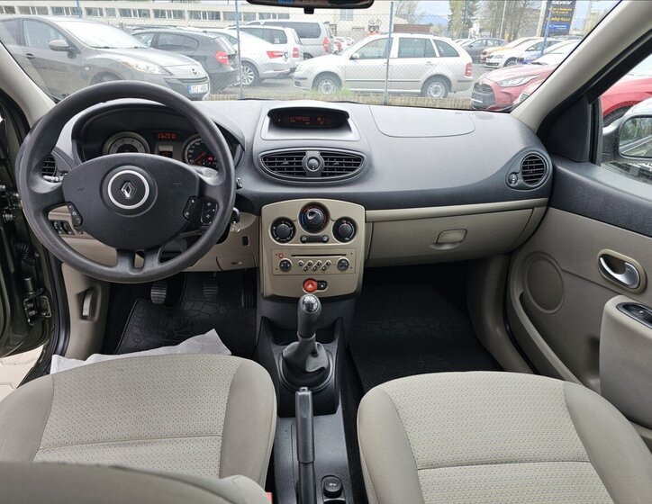 Renault Clio Kombi 1,1 l 55 kw