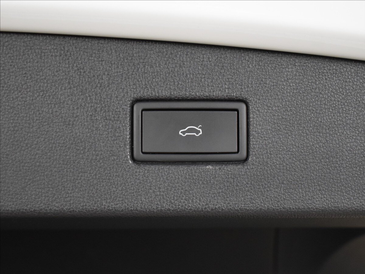 Volkswagen Tiguan SUV 2,0 l 110 kw