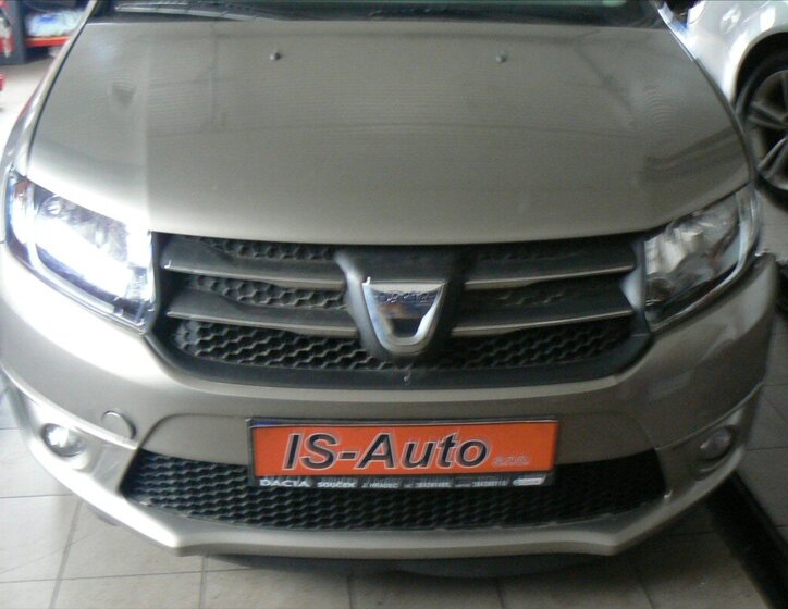 Dacia Sandero Hatchback 1,1 l 55 kw