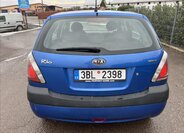 KIA Rio 7