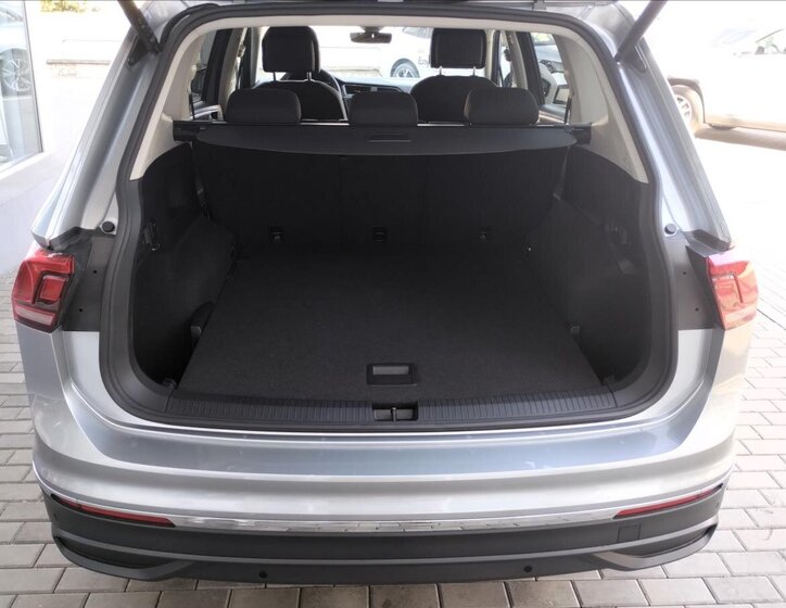 Volkswagen Tiguan Allspace SUV / Terénní 2,0 l 110 kw