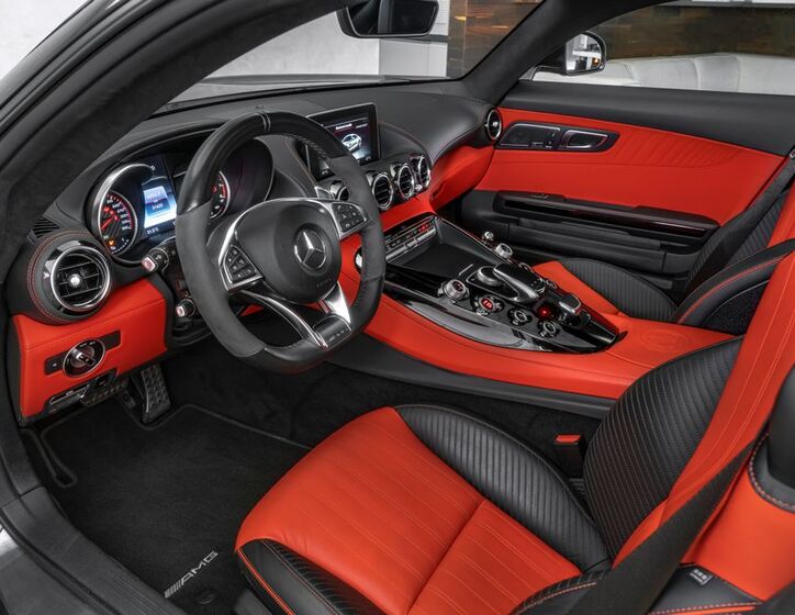 Mercedes-Benz AMG GT 12