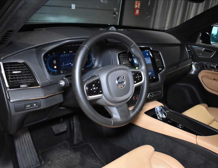 Volvo XC90 14