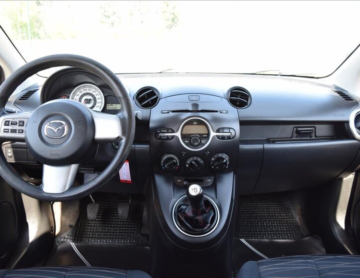 Mazda 2 Hatchback 1,3 l 55 kw