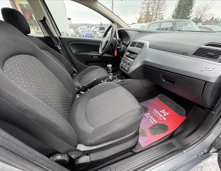 Fiat Grande Punto Hatchback 1,2 l 48 kw