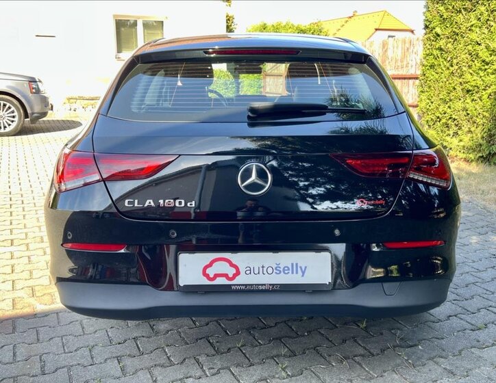 Mercedes-Benz CLA Kombi 1,5 l 85 kw
