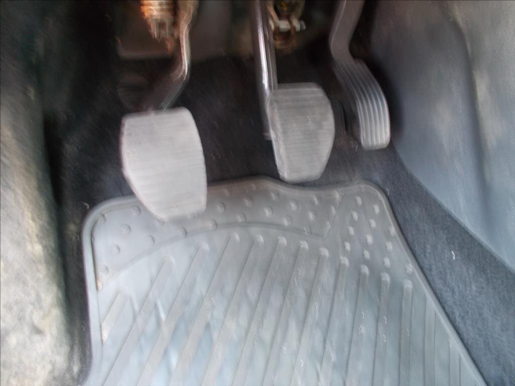 Peugeot 207 Kombi 1,4 l 70 kw