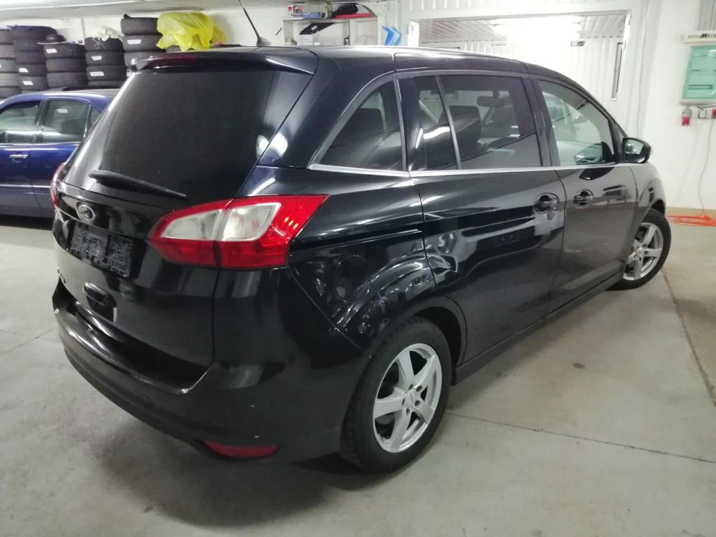 Ford Grand C-MAX