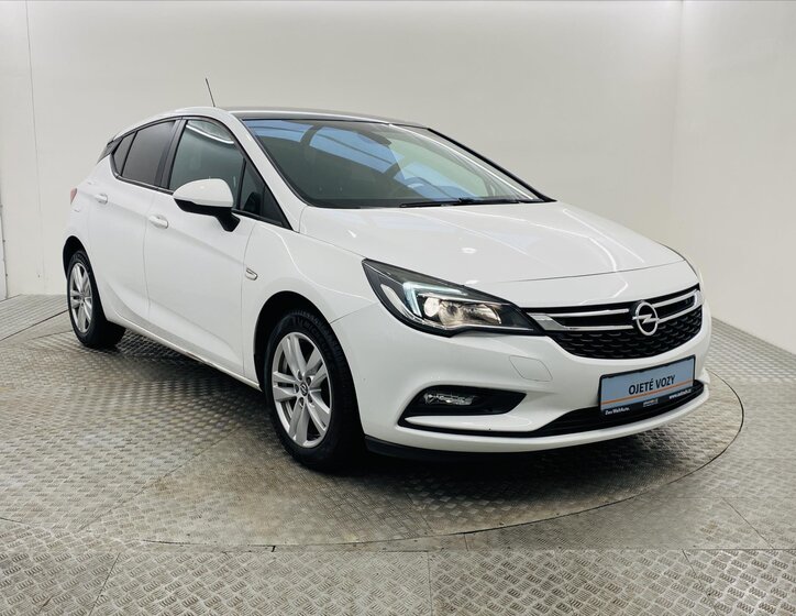 Opel Astra Hatchback 1,4 l 74 kw