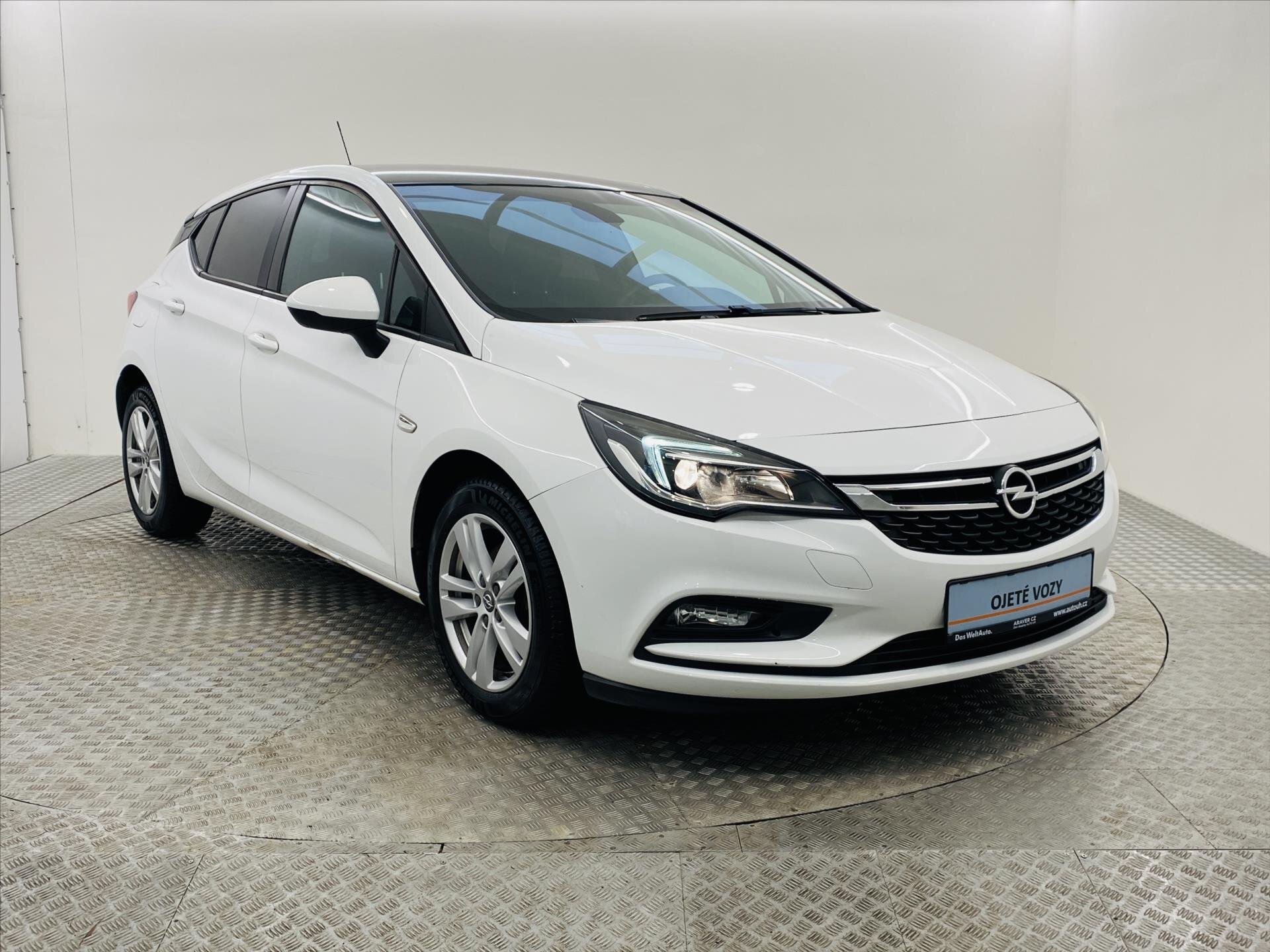 Opel Astra Hatchback 1,4 l 74 kw