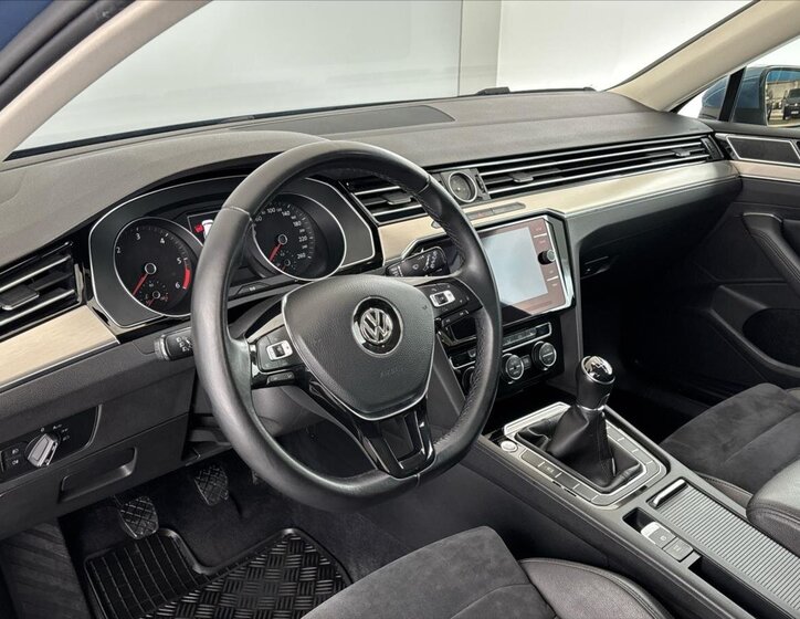 Volkswagen Passat Kombi 2,0 l 110 kw